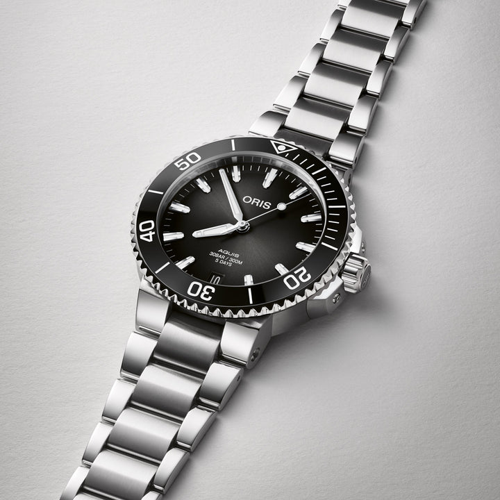 Oris Aquis Date Caliber 400 - 01 400 7769 4154-07 8 22 09PEB