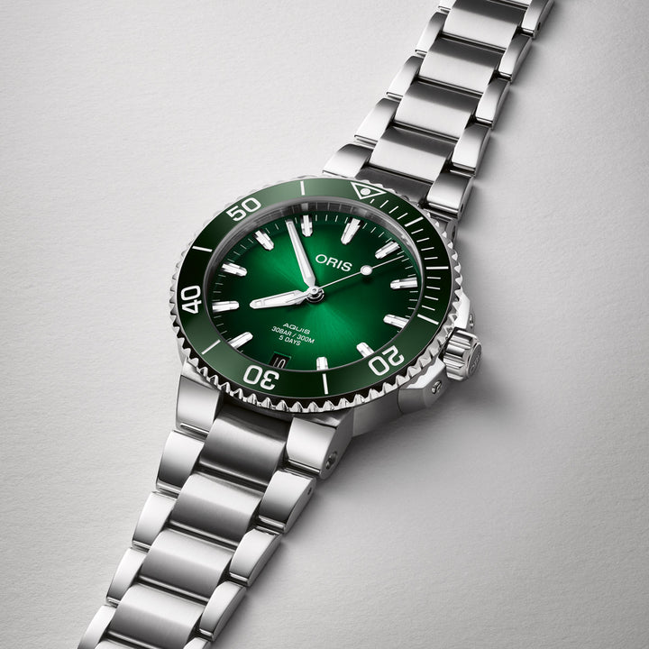 Oris Aquis Date Caliber 400 - 01 400 7769 4157-07 8 22 09PEB