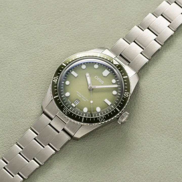 Oris Divers Sixty-Five - 01 733 7707 4057-07 8 20 18