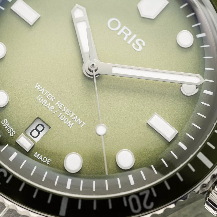 Oris Divers Sixty-Five - 01 733 7707 4057-07 8 20 18