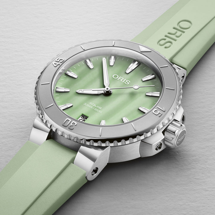 Oris Aquis Date - 01 733 7770 4157-07 4 18 67FC