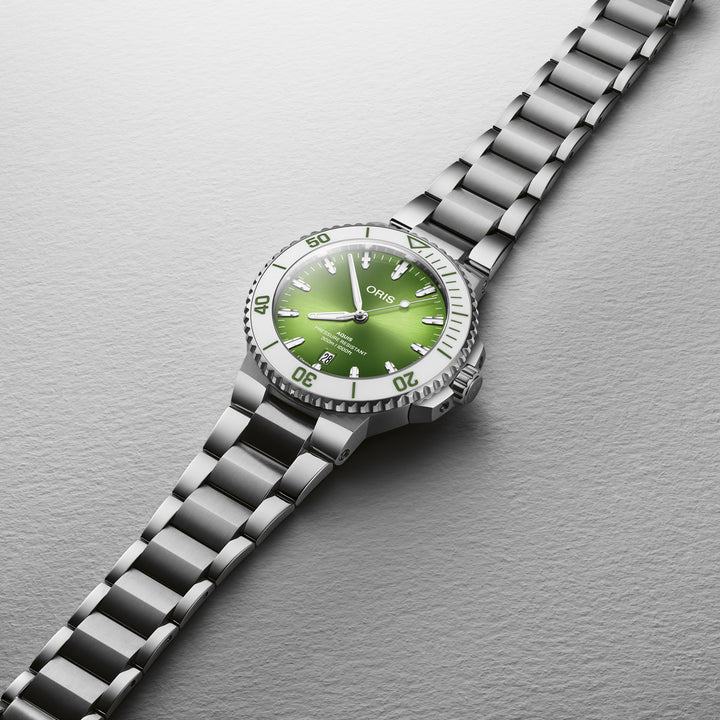Oris Aquis Date - 01 733 7787 4137-07 8 22 04PEB