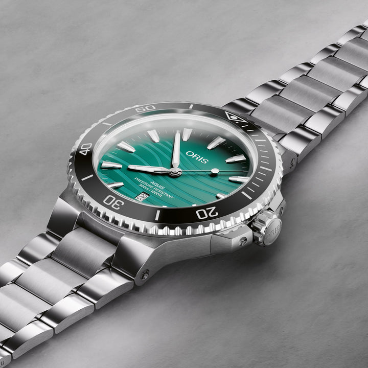 Oris Aquis Date Yangtze Jiangtun Limited Edition - 01 733 7789 4197-Set