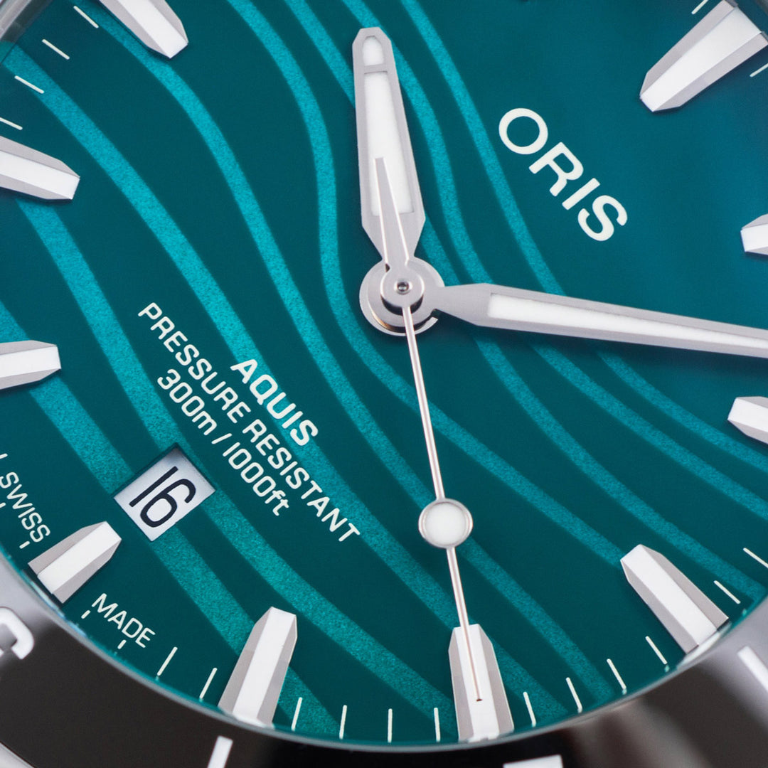 Oris Aquis Date Yangtze Jiangtun Limited Edition - 01 733 7789 4197-Set