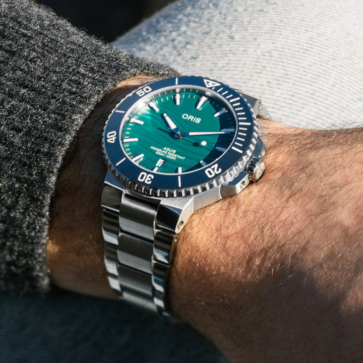 Oris Aquis Date Yangtze Jiangtun Limited Edition - 01 733 7789 4197-Set