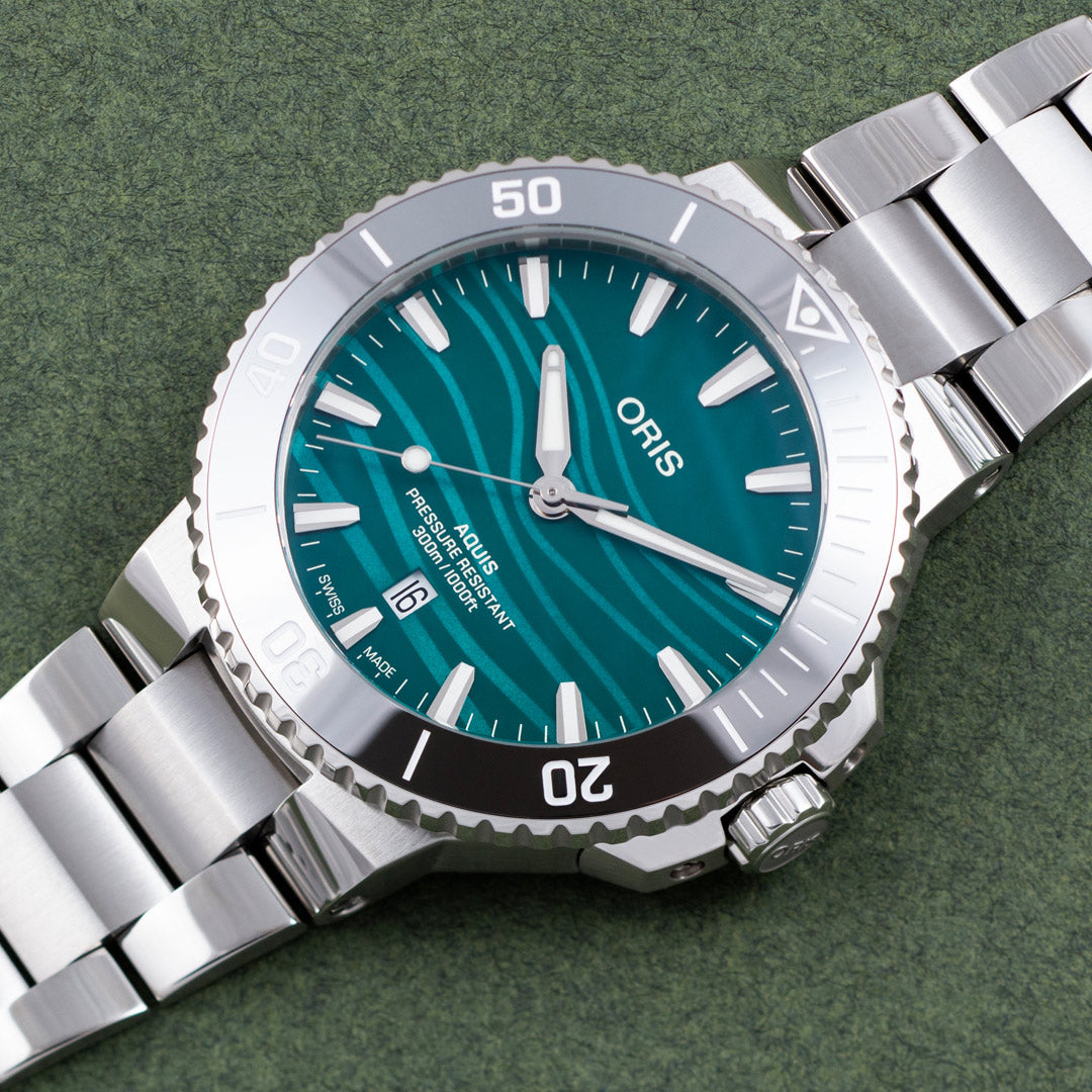 Oris Aquis Date Yangtze Jiangtun Limited Edition - 01 733 7789 4197-Set