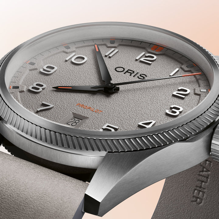 Oris ProPilot Date - 01 733 7805 4163-07 6 20 15LC