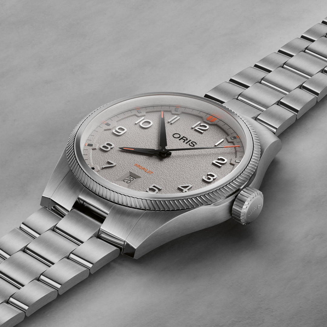 Oris ProPilot Date - 01 733 7805 4163-07 8 20 04LC
