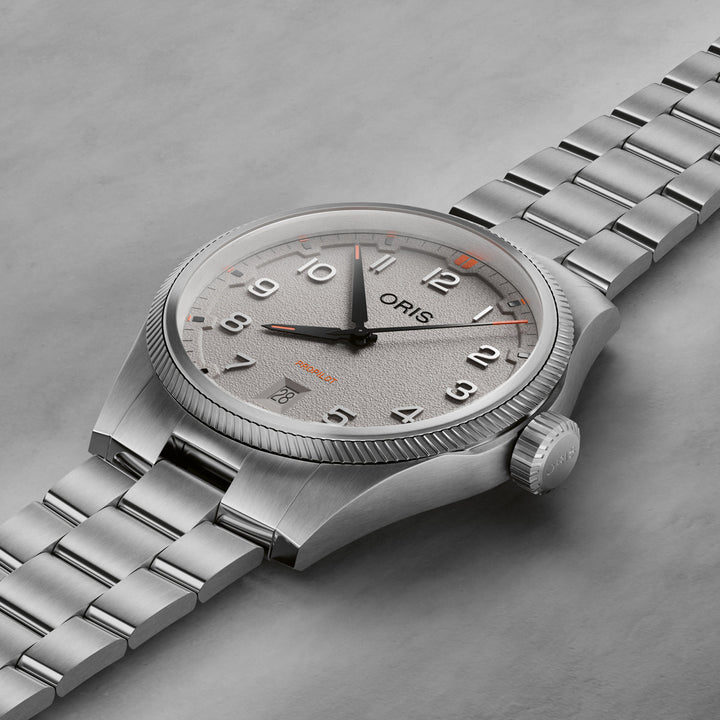 Oris ProPilot Date - 01 733 7805 4163-07 8 20 04LC