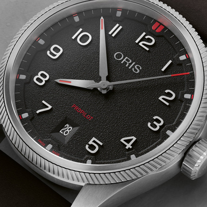 Oris ProPilot Date - 01 733 7805 4164-07 6 20 14LC