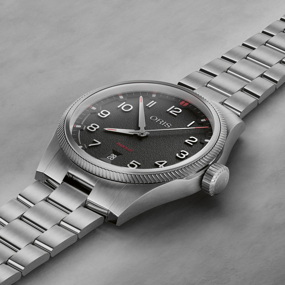 Oris ProPilot Date - 01 733 7805 4164-07 8 20 04LC