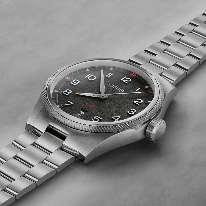 Oris ProPilot Date - 01 733 7805 4164-07 8 20 04LC
