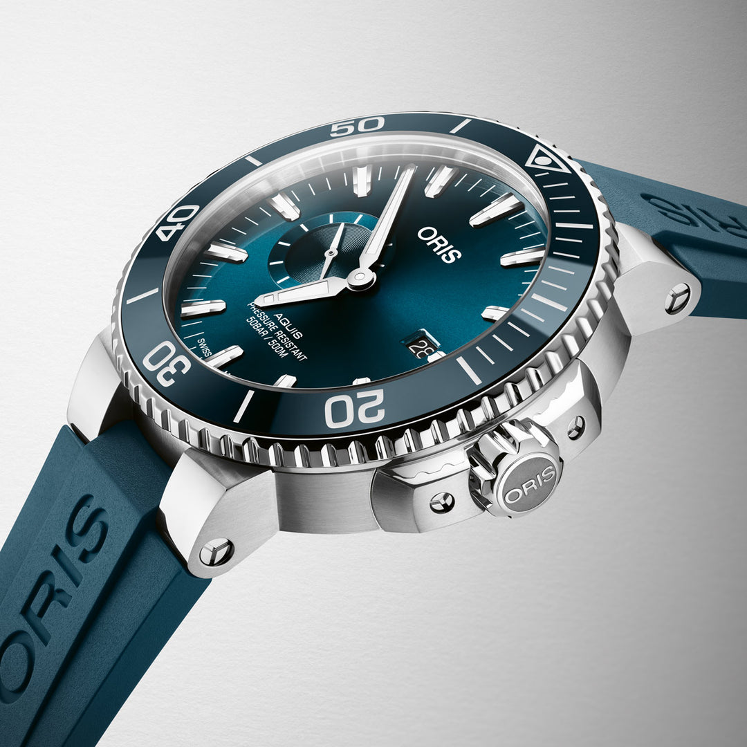 Oris Aquis Small Second Date - 01 743 7733 4155–07 4 24 69EB