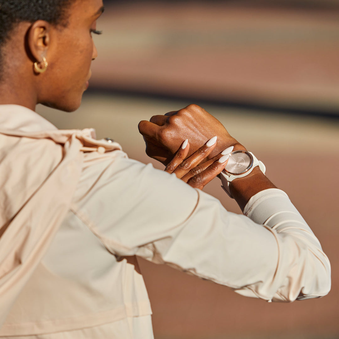 Garmin Vivomove Trend Peach Gold Ivory - 010-02665-01