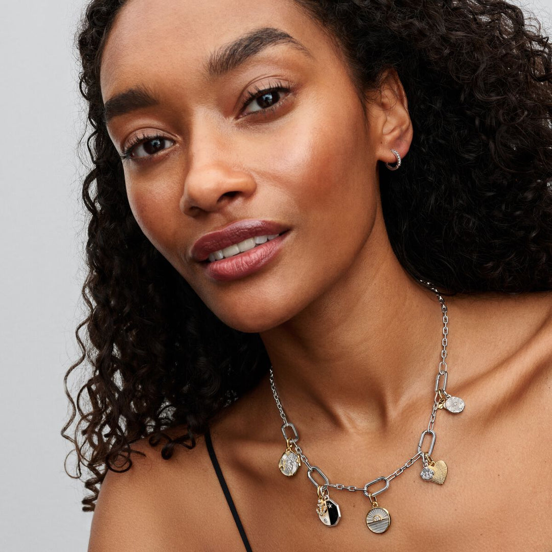 Pandora ME Funkelnde Muschel Mini Charm Anhänger - 793855C01