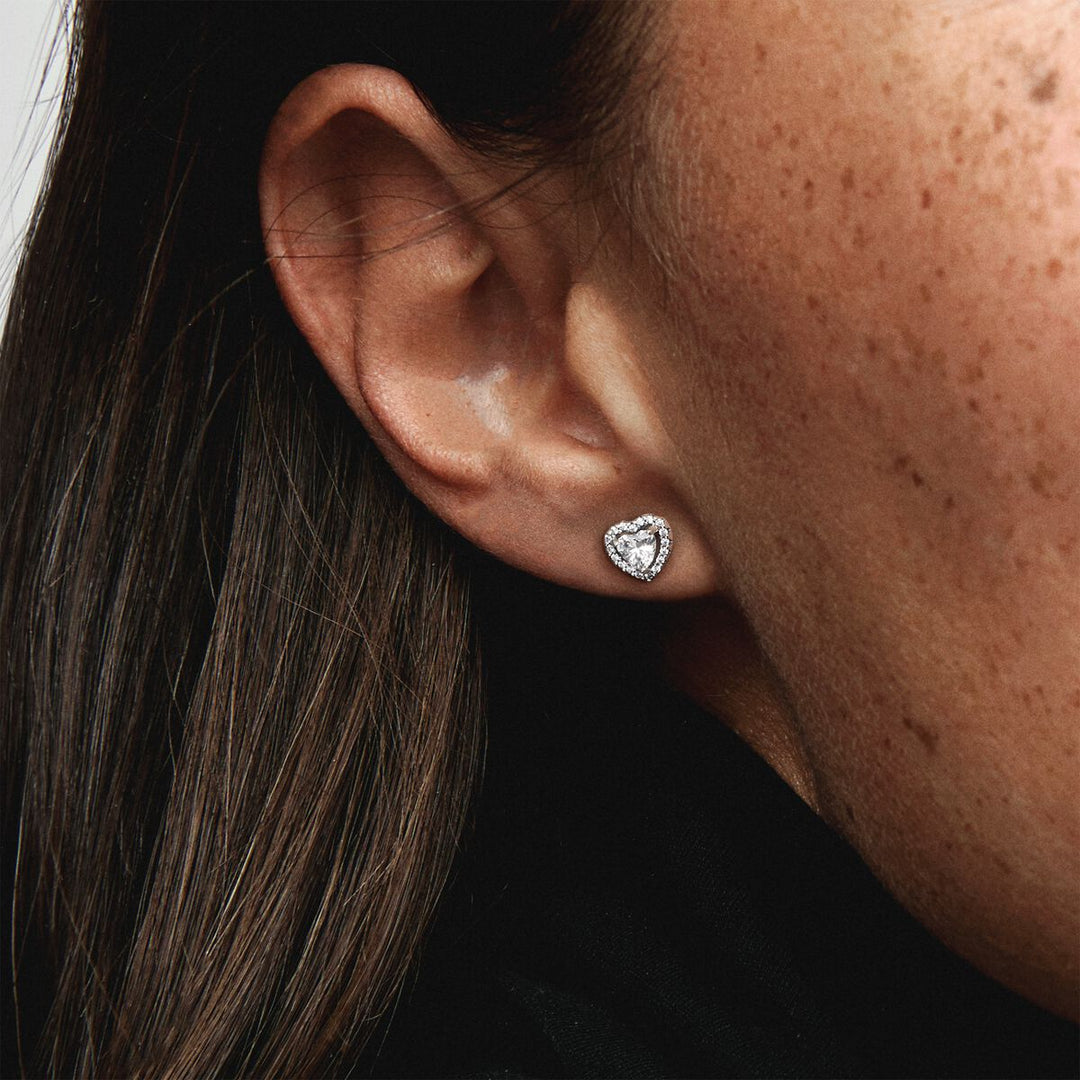 Pandora Erhabene Herzen Ohrstecker - 298427C01