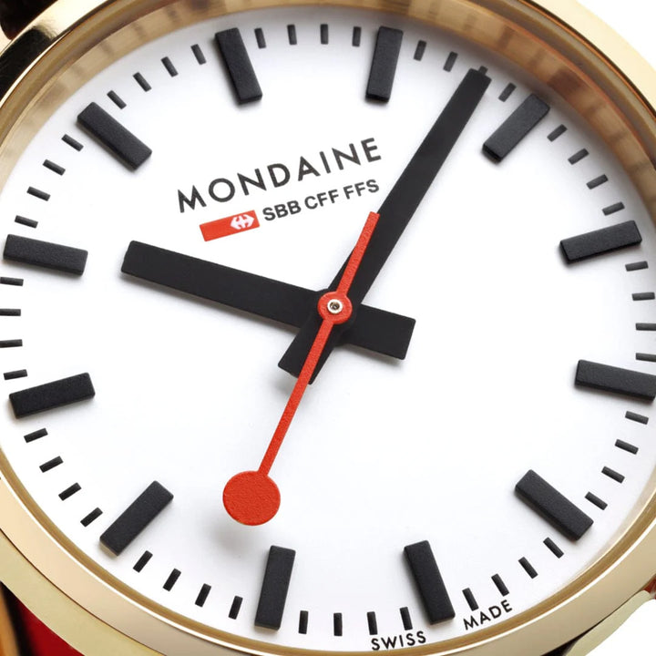 Mondaine Classic 30 - A658.30323.10SBBV