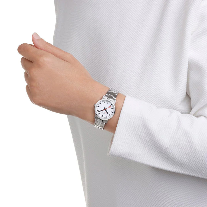 Mondaine Classic 30 - A658.30323.11SBJ