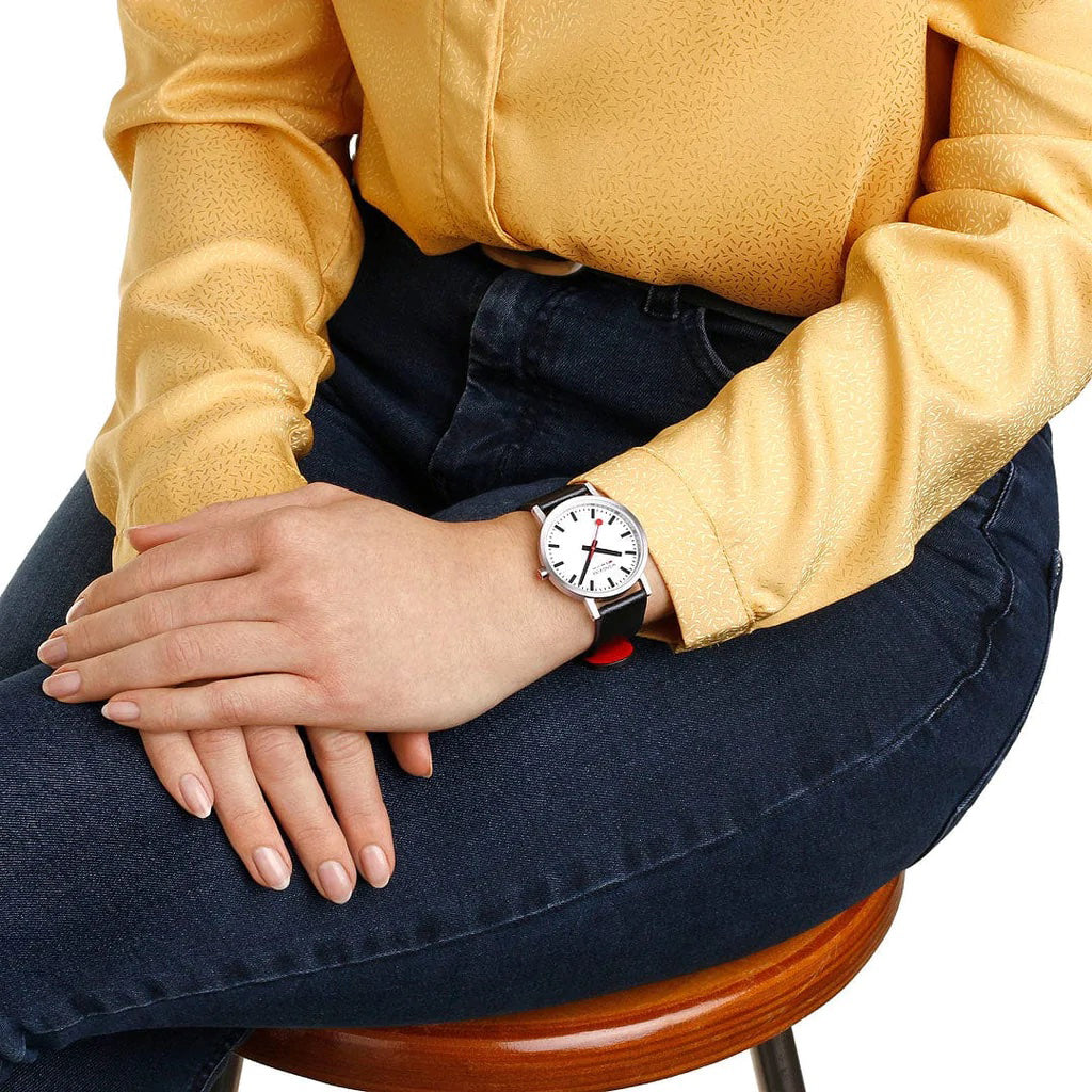 Mondaine Classic 36 Vegan - A660.30314.16SBBV