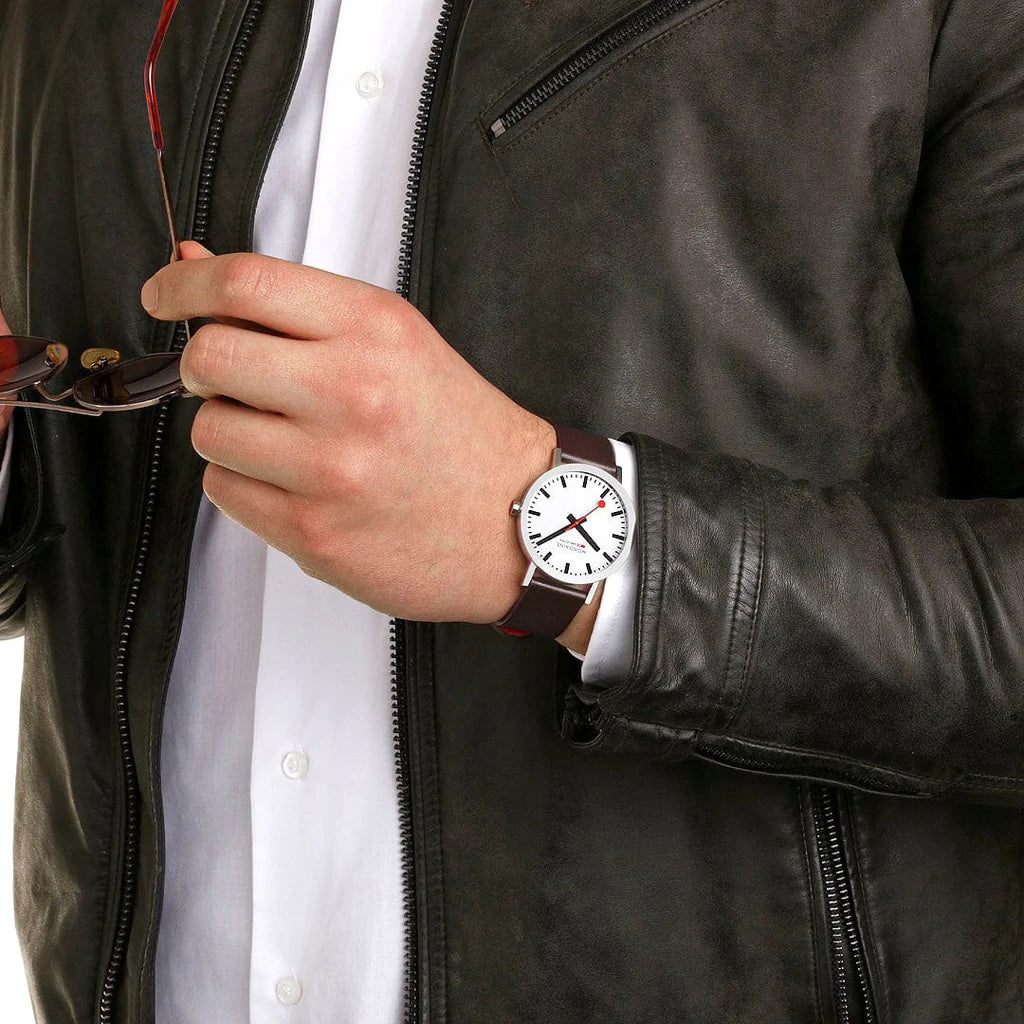 Mondaine Classic 40 Vegan - A660.30360.11SBGV