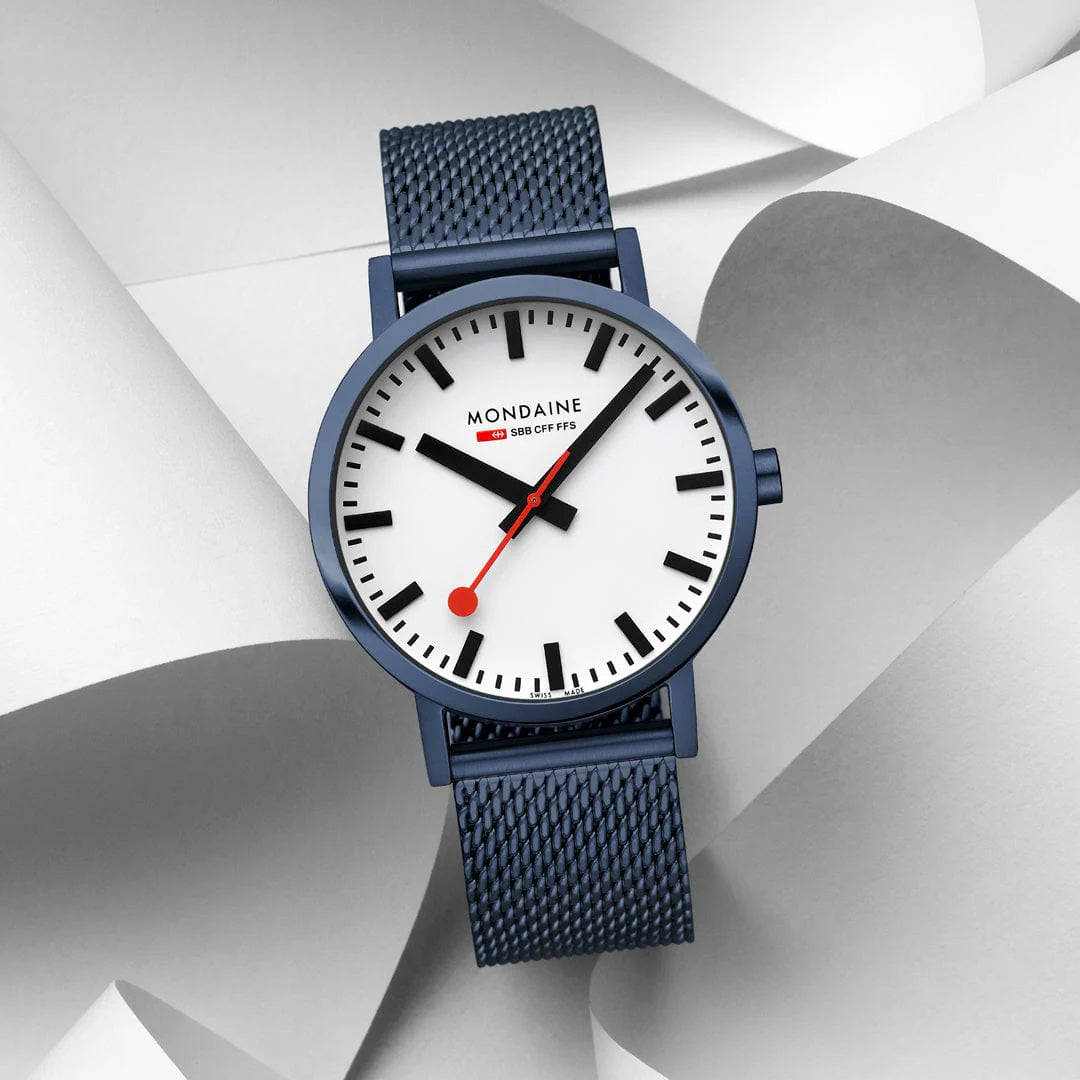 Mondaine Classic 40 - A660.30360.1BSBM
