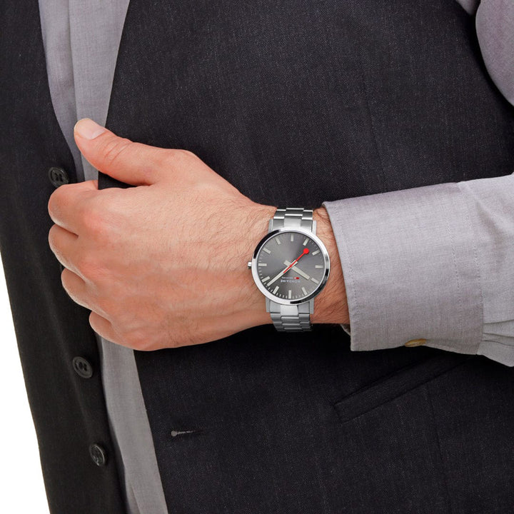 Mondaine Classic 40 - A660.30360.81SBJ
