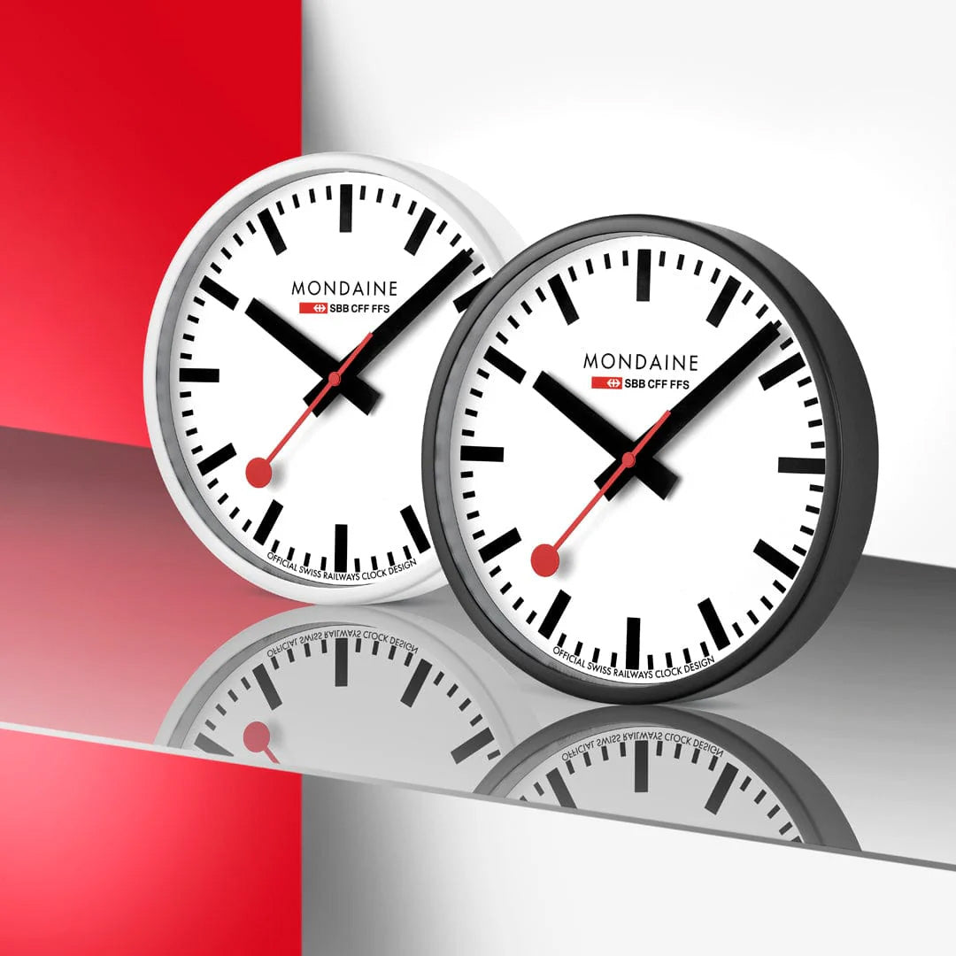 Mondaine Wanduhr (25 cm) - A990.CLOCK.12SBB