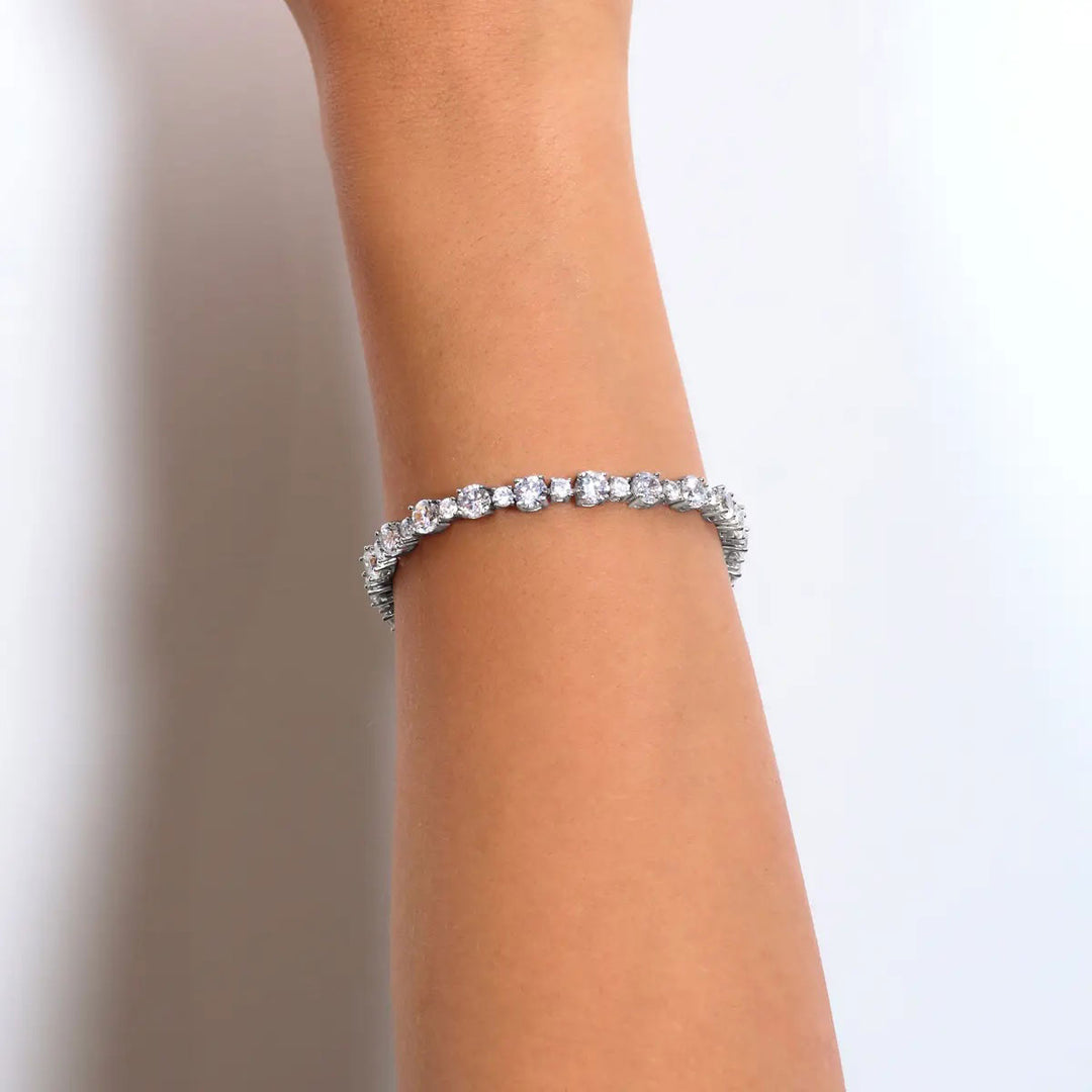 Amen Round Cut Tennis Armband - BT2TOBBBZ16