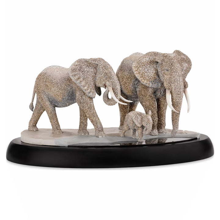 Swarovski Crystal Myriad Kujali Limited Edition - 5598485