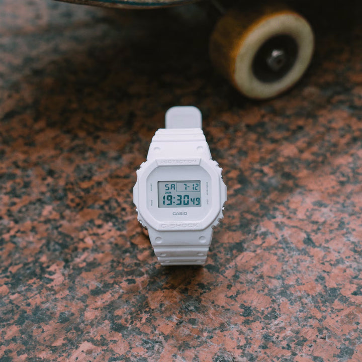 Casio G-Shock - DW-5600WW-7ER