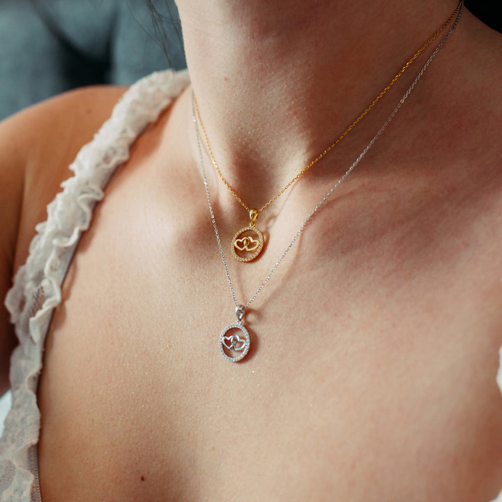 Julie Julsen Halskette mit Anhänger Hearts - JJNE34928-S