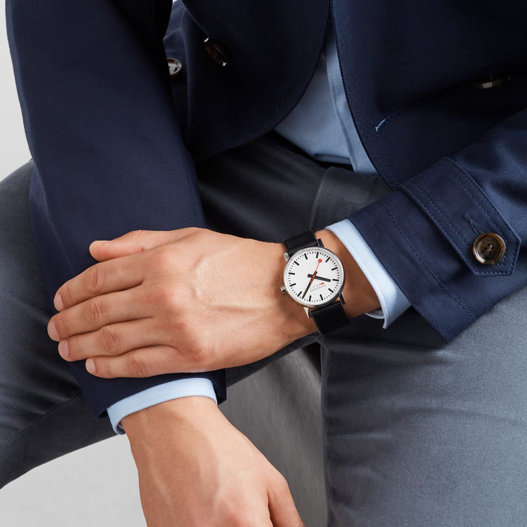 Mondaine Evo2 (40 mm) Vegan - MSE.40110.LBV