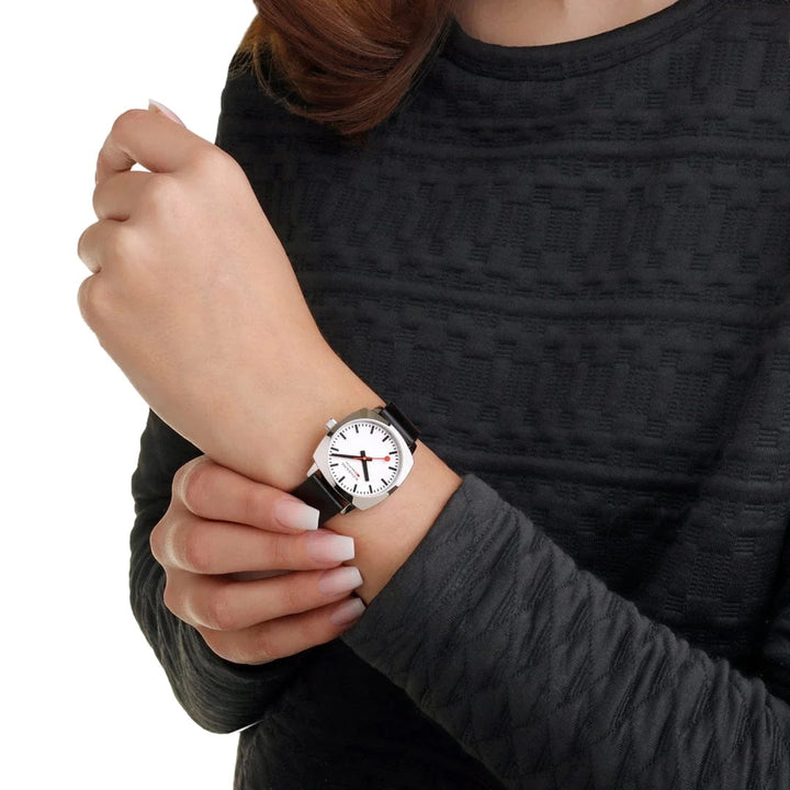 Mondaine Petite Cushion Vegan - MSL.31110.LBV