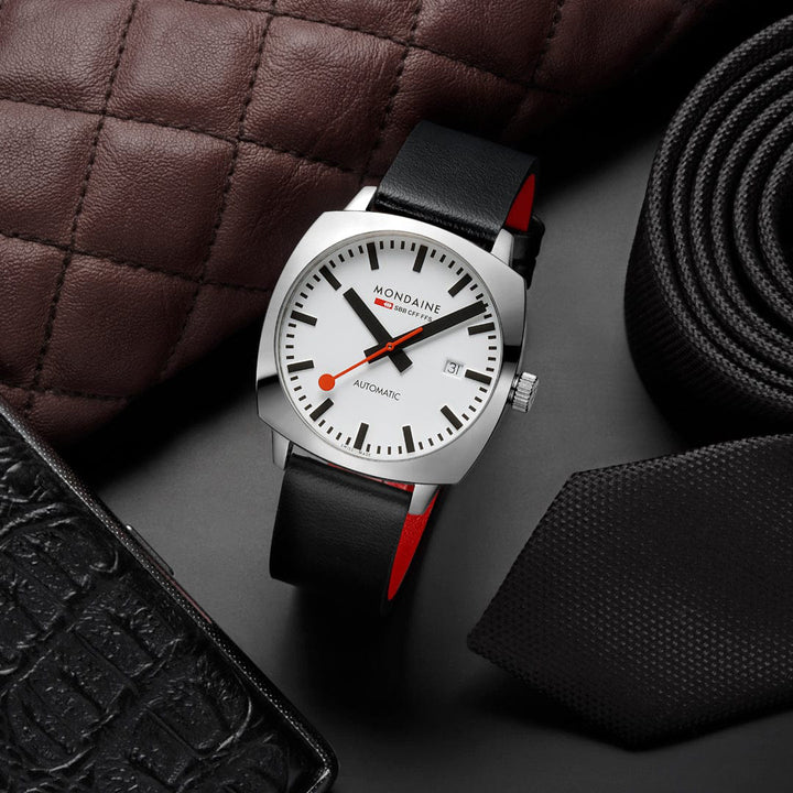 Mondaine Cushion Automatic - MSL.3961B.LBV