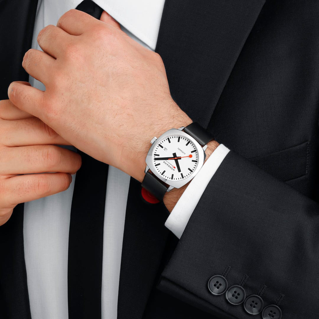 Mondaine Cushion Automatic - MSL.3961B.LBV