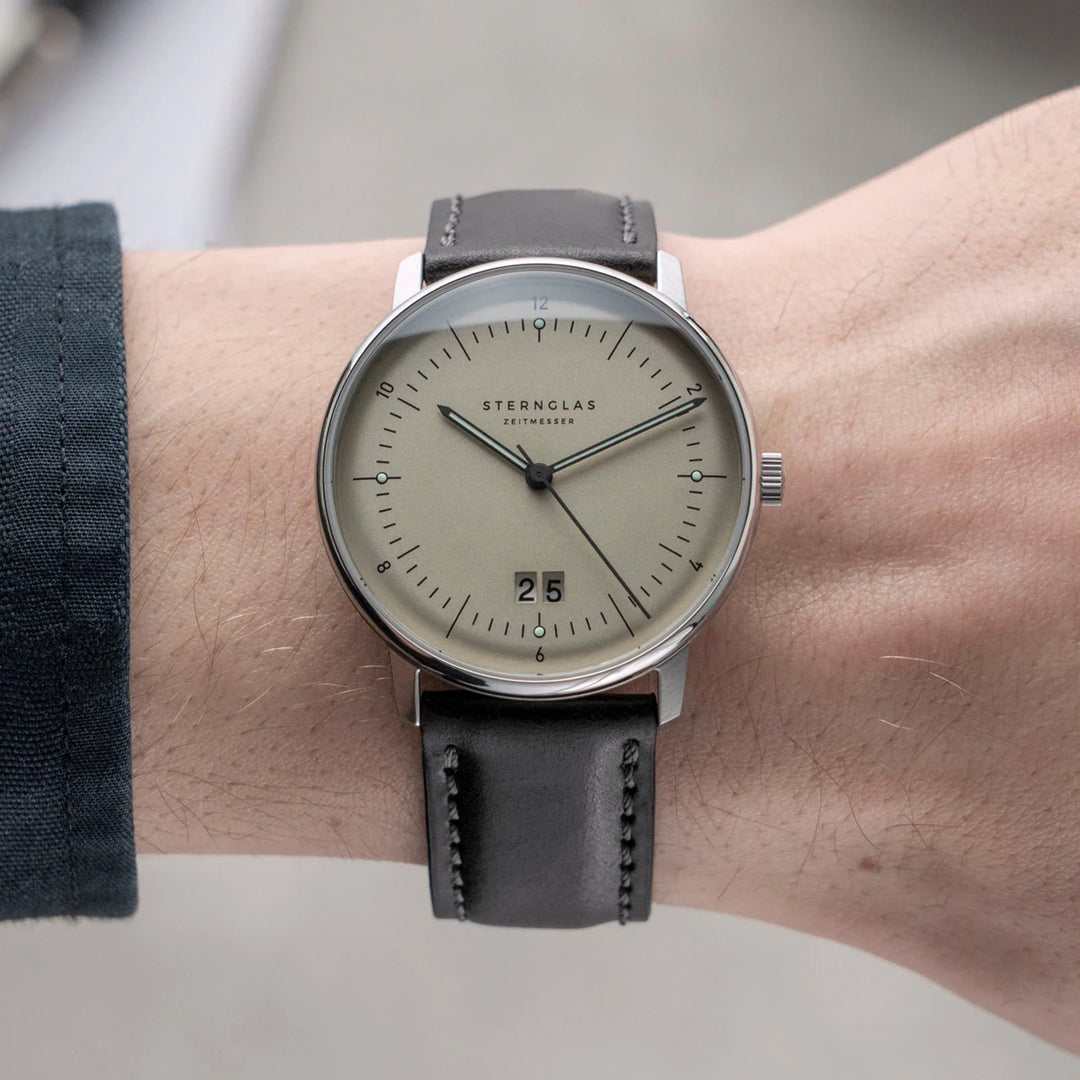 Sternglas Naos Big Date - S01-NAG26-BR02