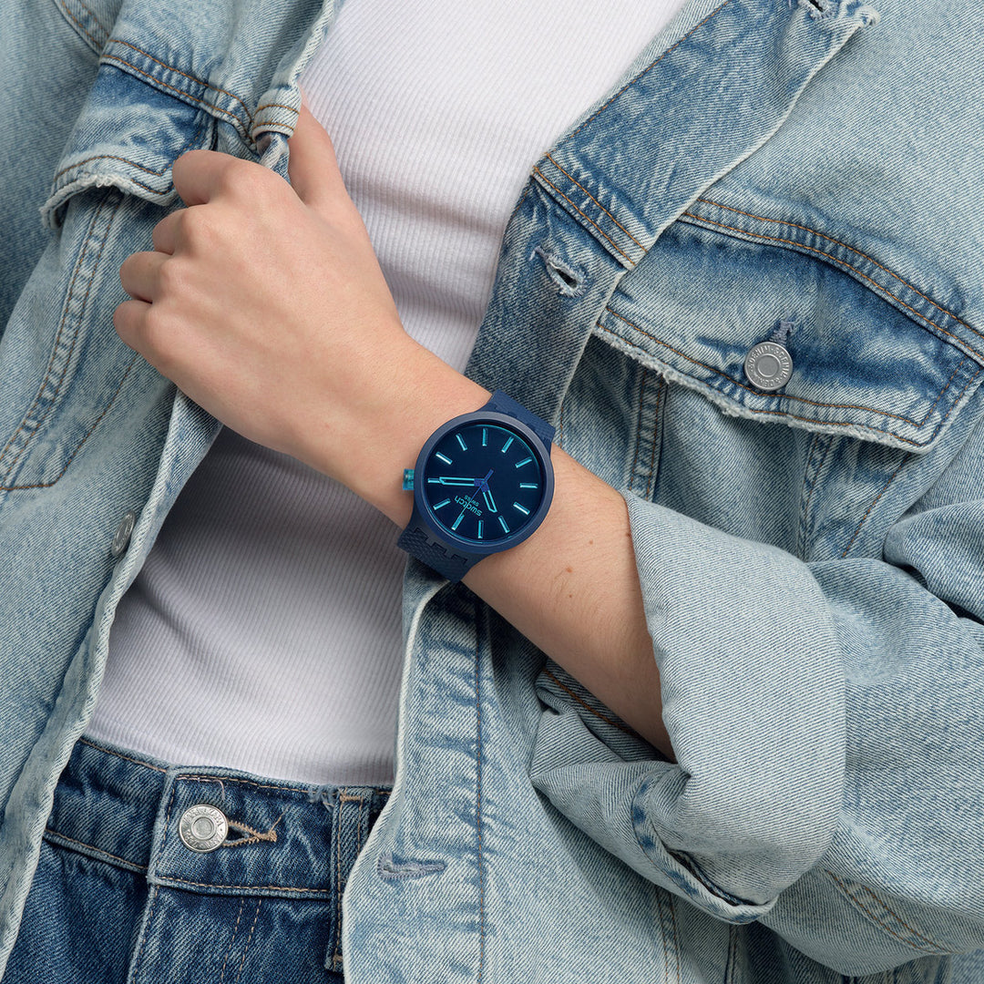 Swatch Indigo Glow - SB05N113