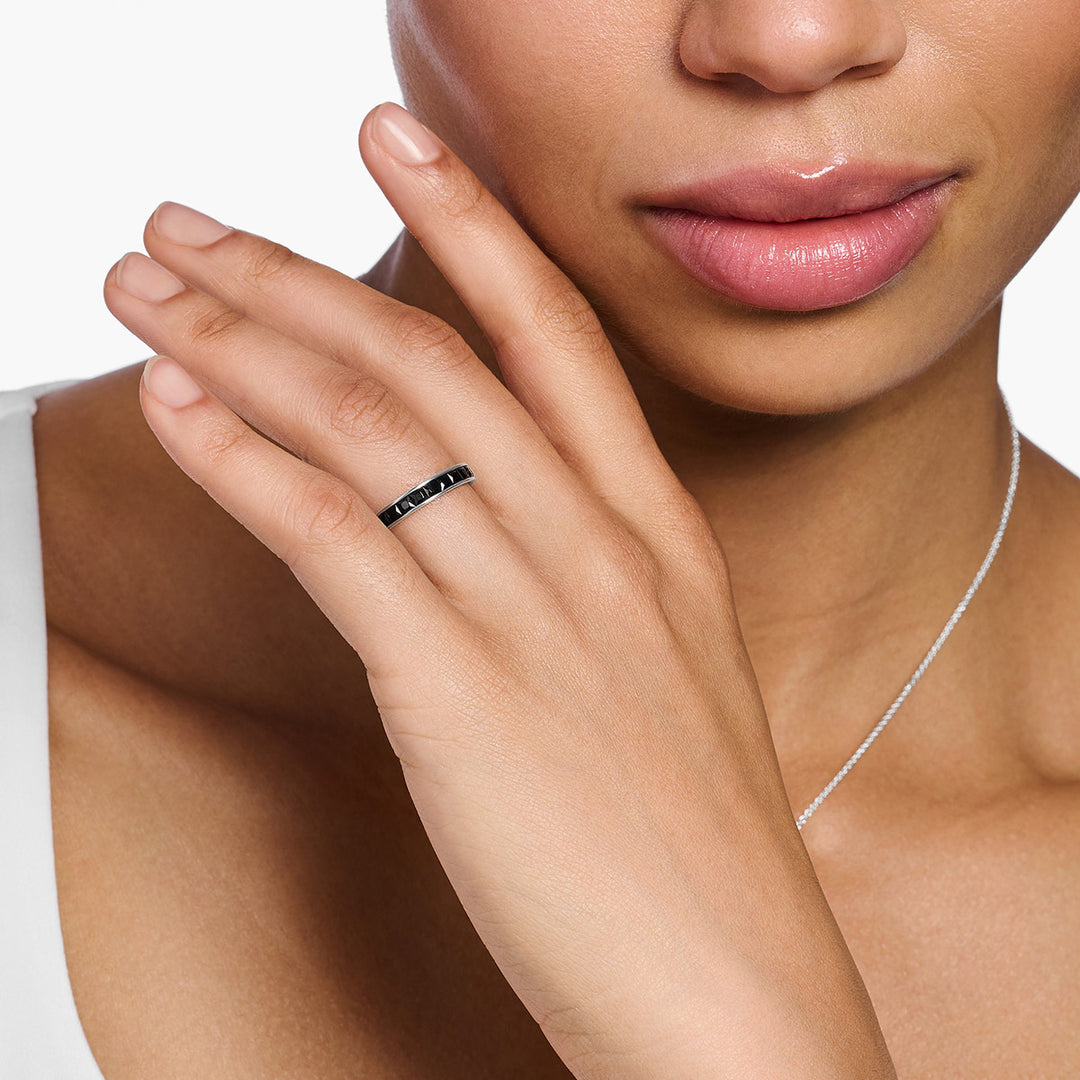 Thomas Sabo Ring mit Schwarzen Steinen Pavé Silber - TR2358-643-11