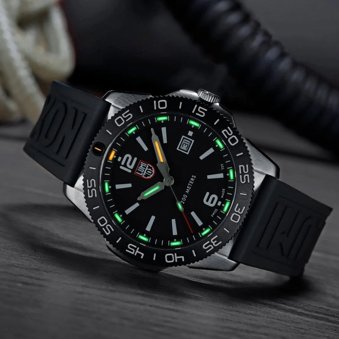Luminox Pacific Diver 3120 Series - XS.3121.1