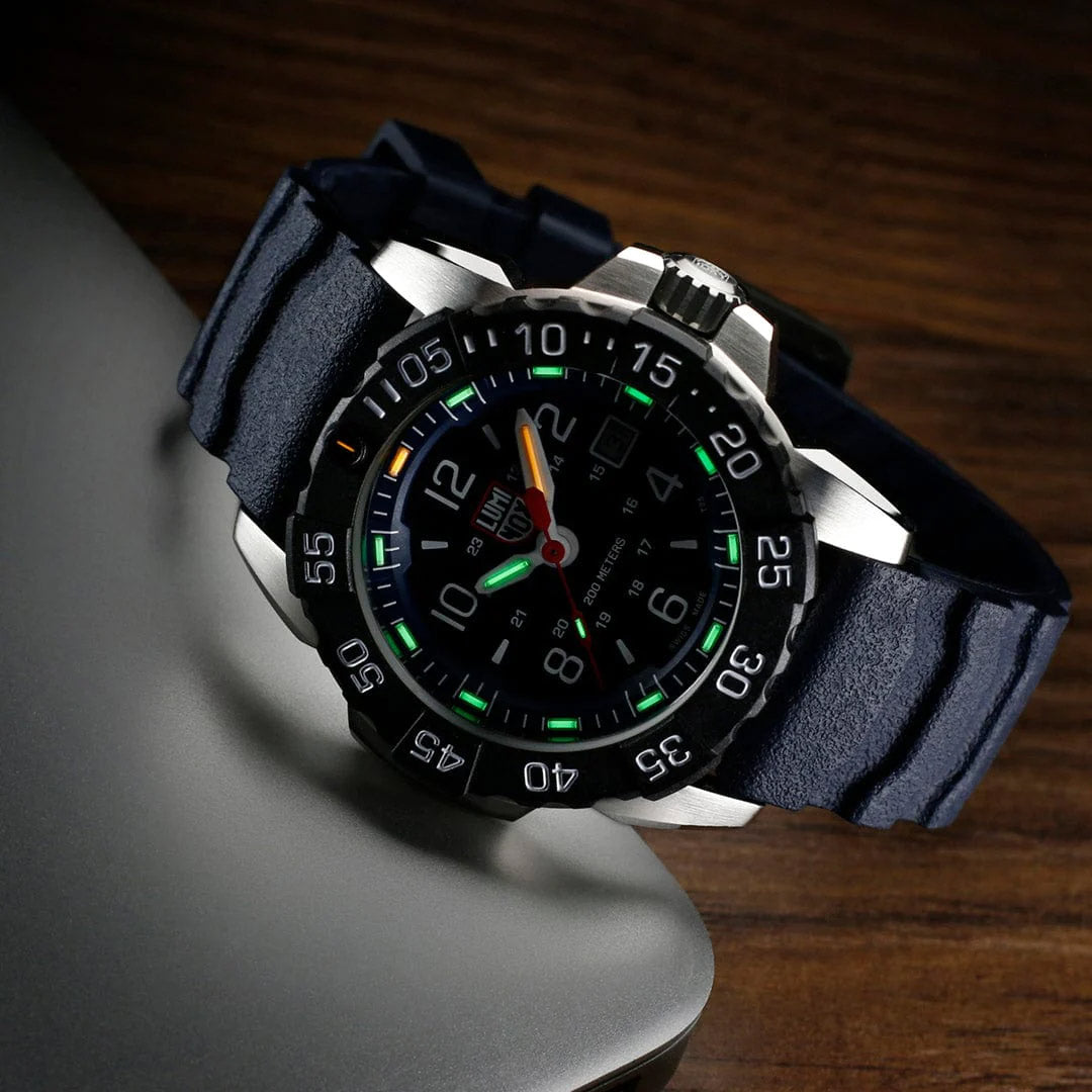 Luminox Navy Seal Steel 3250 Series - XS.3253.CB