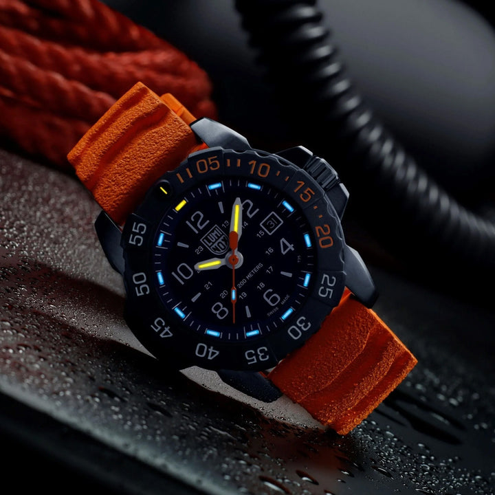 Luminox Navy Seal Steel 3250 Series - XS.3253.CBNSF.SET