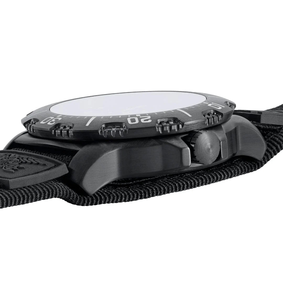 Luminox Spec OPS Challenge 4220 Series - XS.4231.SET